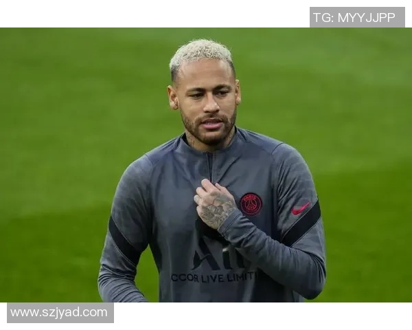 欧冠足球明星女球员的时尚发型解析与搭配技巧分享 欧冠足球明星女球员的时尚发型解析与搭配技巧分享